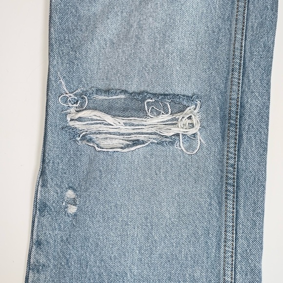 Zara Denim Lightwash High-Rise Frayed Ripped Jeans Bootcut Flare Distressed 0 - Picture 5 of 9